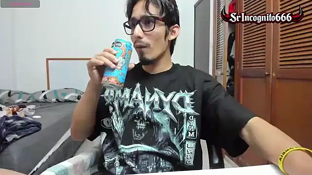 SrIncognito666のライブXXXチャット