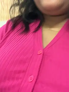 Chatroom XXX en direct de radhikkaa