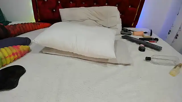 Chat +18 de charlloteevans_X ao vivo