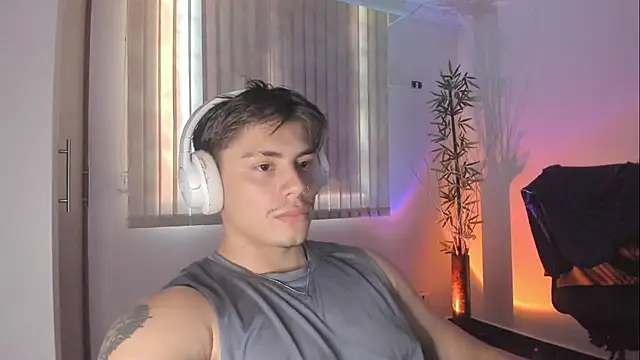 XXX chat uživo modela Giordano_Russo