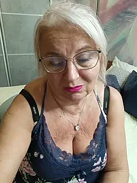 Chat +18 de AvrilMillers ao vivo