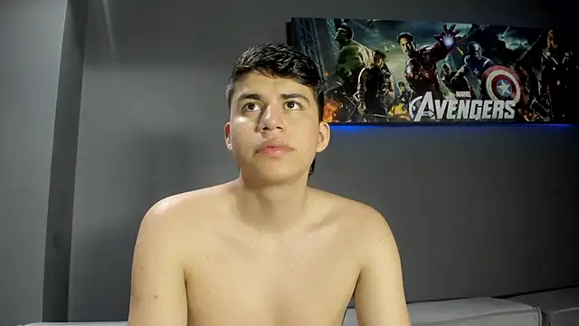 Chat +18 de Thiago_Betancourt ao vivo