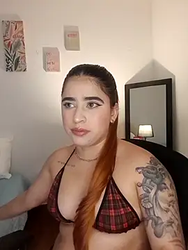 MartinaConnorr Chat XXX in diretta