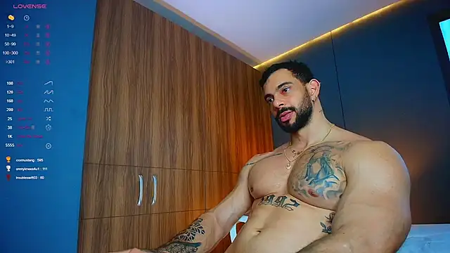 massimo_visconti: онлайн-секс-чат
