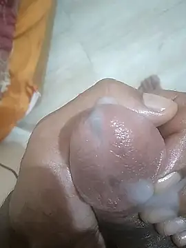 Demillvan Adlı Modelin Canlı XXX Sohbeti