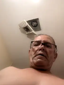 bobby69cock's Webcam Show