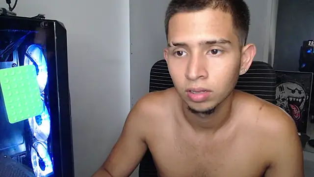 harold_18_ webcam show
