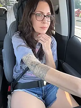 BeautifulMesss – Naživo XXX chat