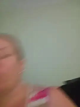 julimonroe's Webcam Show