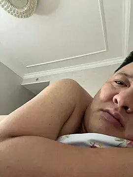 zhang1118 라이브 XXX 채팅