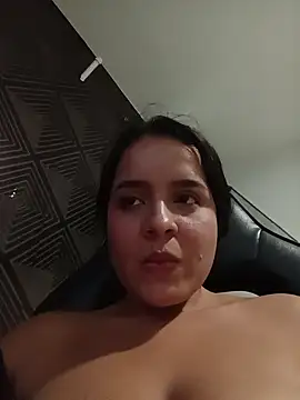 Chatroom XXX en direct de Julieth_hot-69