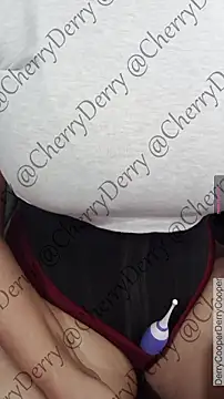 CherryDerry's Live XXX Chat