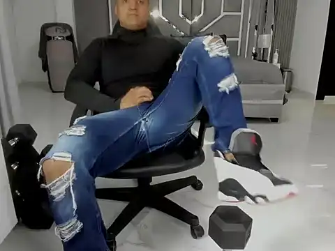 Chat +18 de master_leather ao vivo