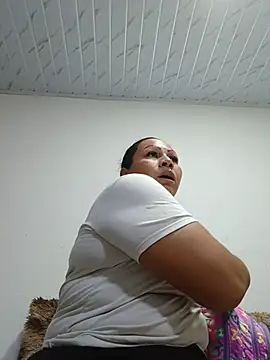 Dirty_Foxx5's Live XXX Chat