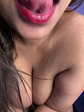 دردشة DevineDevilQueen الجنسية المباشرة