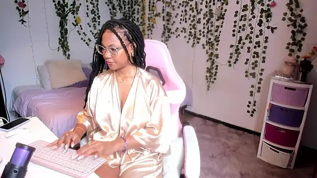Chat +18 de violeta_milleer ao vivo