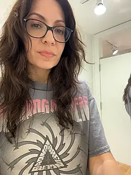צ'אט XXX בשידור חי של BeautifulMesss
