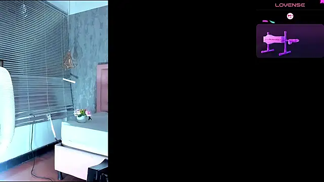 naomidibello Live XXX-chat