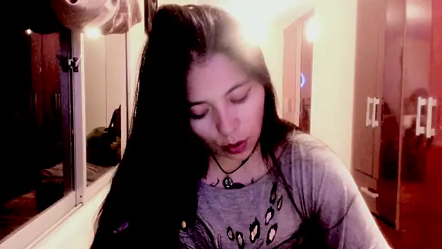 wishm3 Chat XXX in diretta