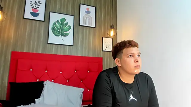Tyler_Gaell's Webcam Show
