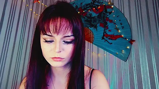ArianaLight XXX чат на живо