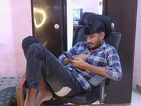 HotXKrish লাইভ XXX চ্যাট