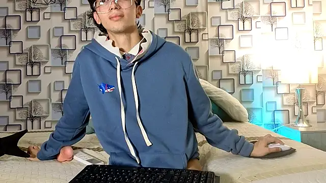Twink_Sebas7 Webcam show
