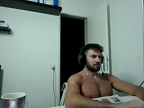 alpha-hunk Live XXX Chat