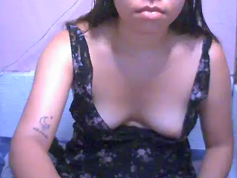 XXX chat uživo modela WildAss_18