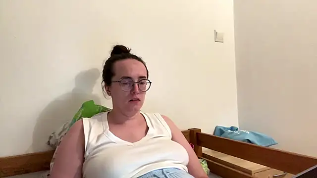 SofiaTease Adlı Modelin Canlı XXX Sohbeti