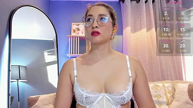 צ'אט XXX בשידור חי של _LaraMom_