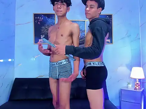 Dhante_23cm: онлайн-секс-чат