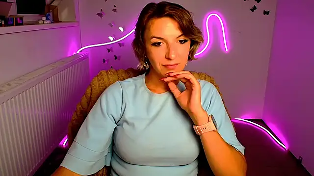 Lana_Foxyy 即時 XXX 聊天