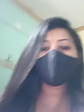 Chat +18 de SANAYA_ROY ao vivo