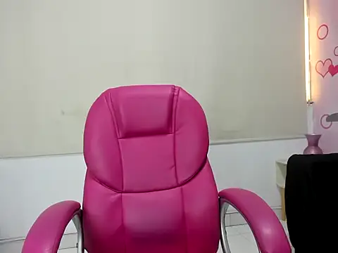 Chat XXX ao vivo de Doll-Star