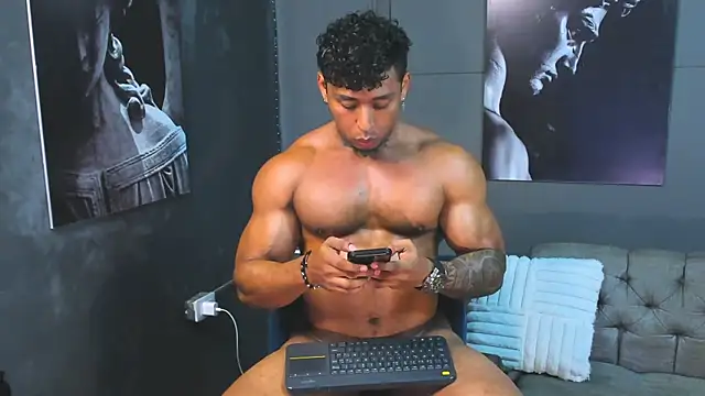 bradley_smith Chat XXX live