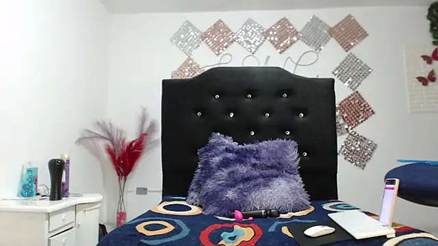 jatzibe_hot_93's Webcam Show