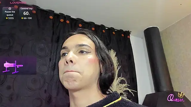 Almaazz Chat XXX in diretta