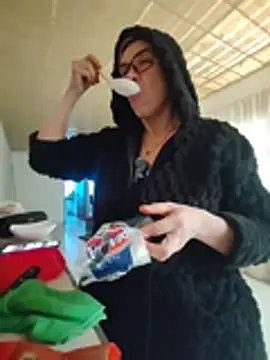 XXX chat uživo modela MARILYNKOVANOVA