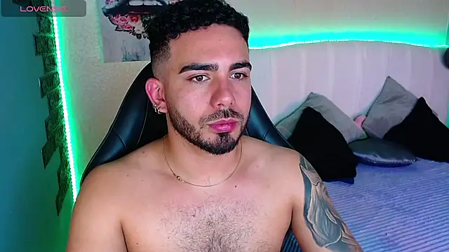 adamhairy Live XXX Chat