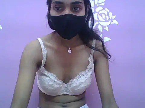 Shanaya_xo Live XXX-Chat