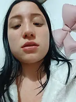mileidy0106's Live XXX Chat