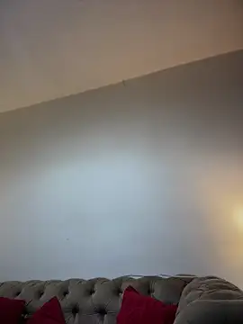 XXX chat uživo modela alana_gv