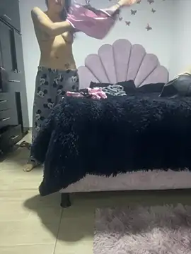 DAKOTA_SAKURA 라이브 XXX 채팅