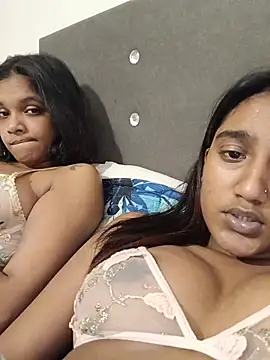 แชท XXX สดของ Indianqueen03