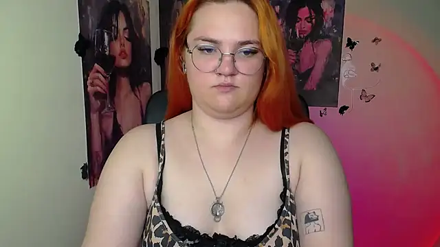 RinaRiii Chat XXX in diretta