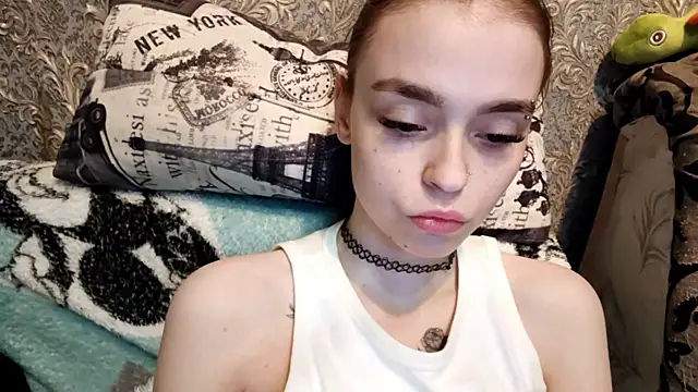 Chat +18 de CUTE1KITTY ao vivo