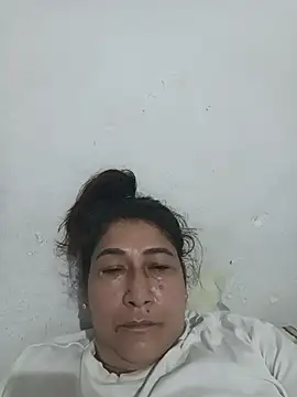 PatriciaGrajales Adlı Modelin Canlı XXX Sohbeti