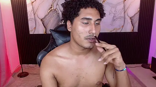 Show de skart_bigcock na webcam