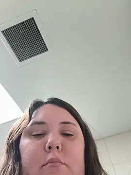 stellabellaaa Show in webcam